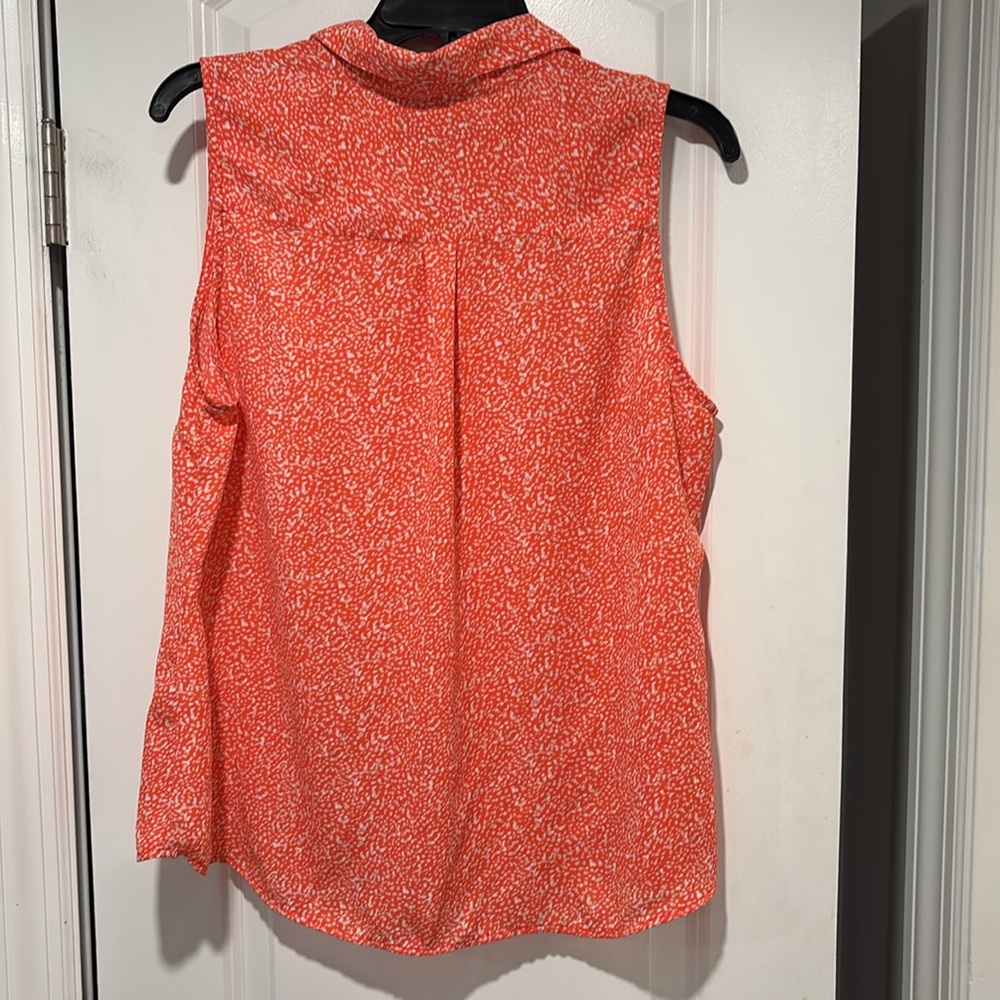Sleeveless Red Button-Up Blouse banana republic size large p. - Picture 2 of 3